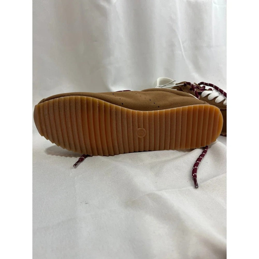 Universal Thread Womens Brown Suede Like Sneakers Low Top Gum Sole Size 8 NWT